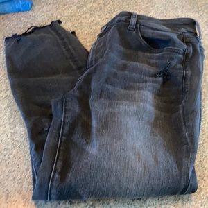 American Eagle Rip/Repair Jegging Size 14 Short